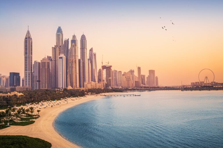 A Dubai Invite